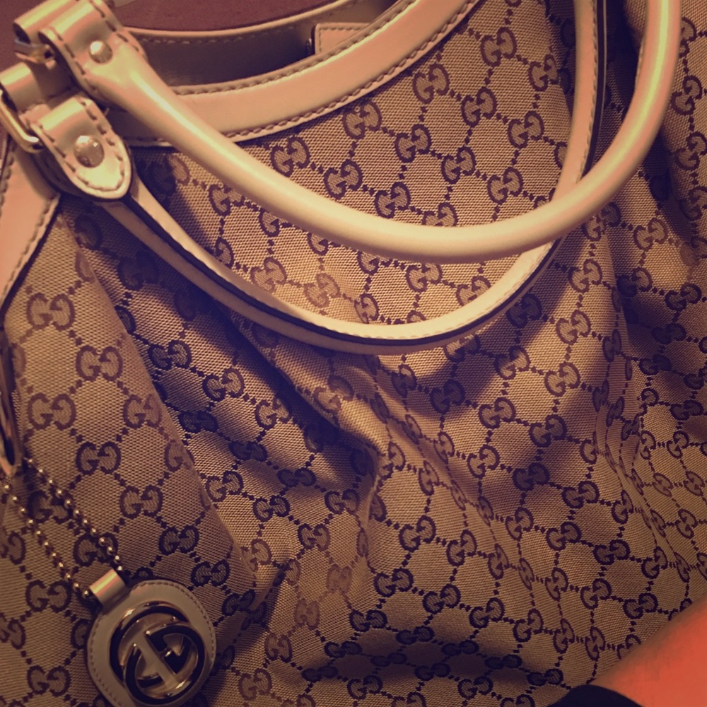 Gucci Sukey Large Bag
